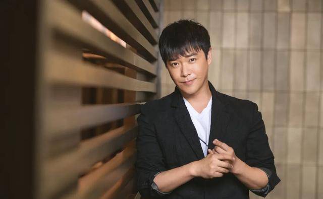 幸福是令人羡慕的,只是你不知道而已!这八个贪得无厌的明星干得不错。