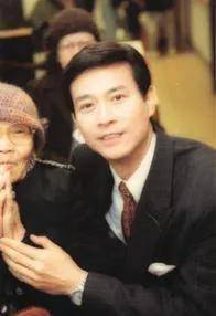 沈殿霞爱郑少秋吗(郑少秋靠沈殿霞)