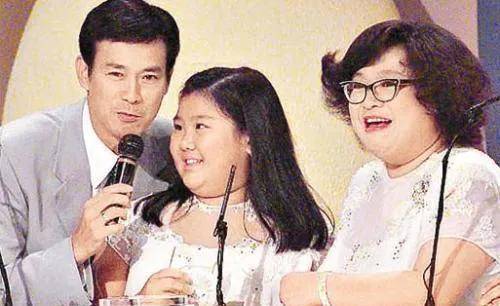 沈殿霞爱郑少秋吗(郑少秋靠沈殿霞)