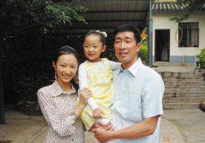 八佰王千源演的哪里人(八佰王千源演的谁)