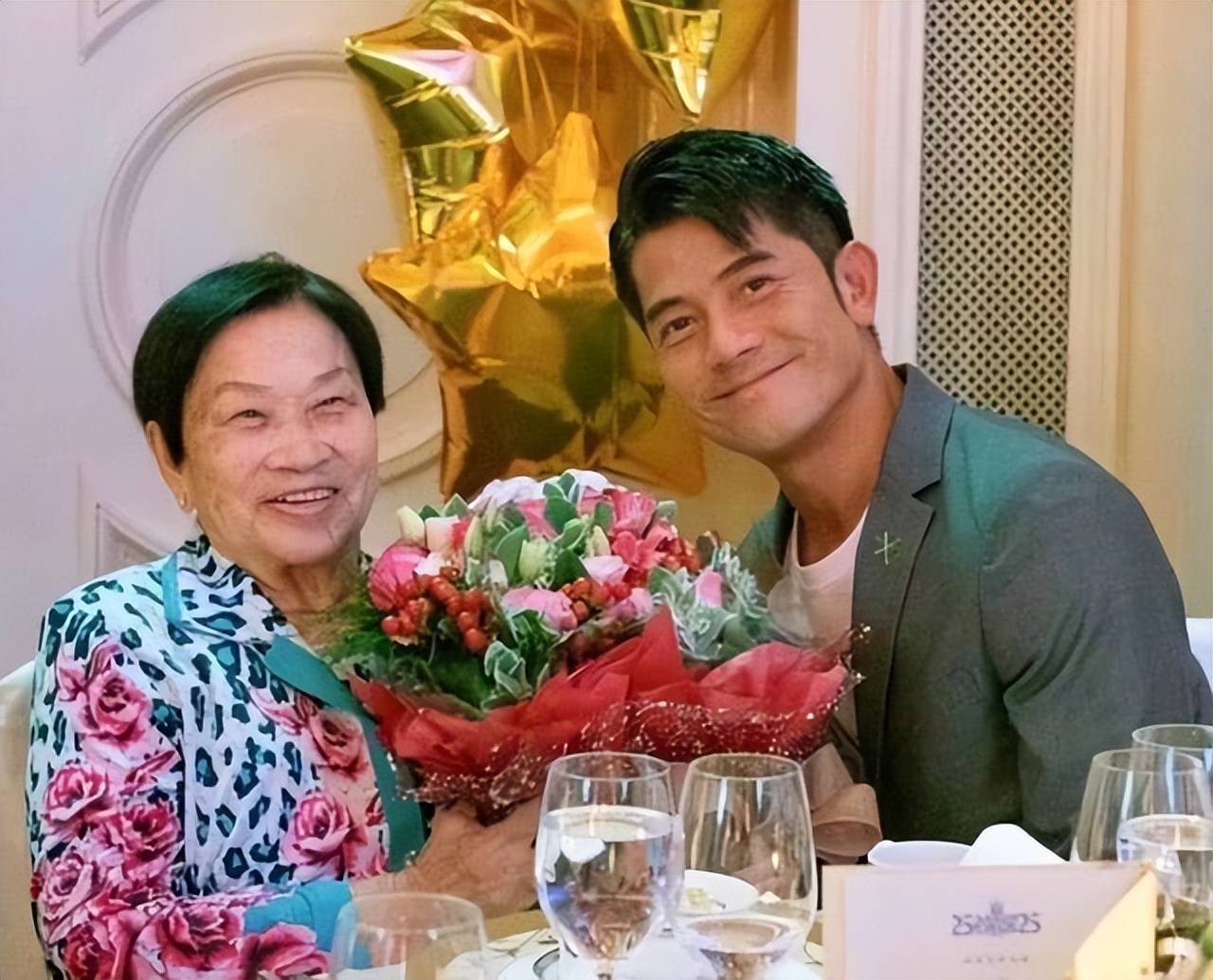 郭富城比方媛的妈妈大4岁。问怎么叫婆婆，对方尴尬地回应了一句话。