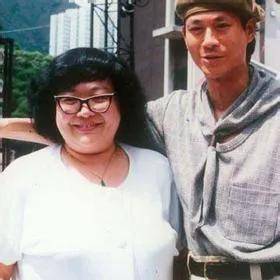 沈殿霞爱郑少秋吗(郑少秋靠沈殿霞)