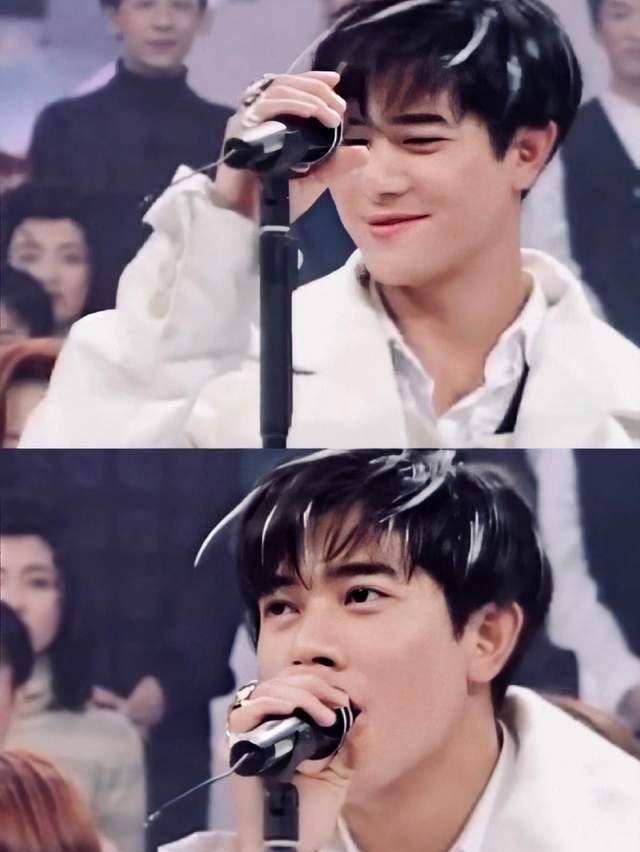 黎明现任女友(黎明与助理结婚)