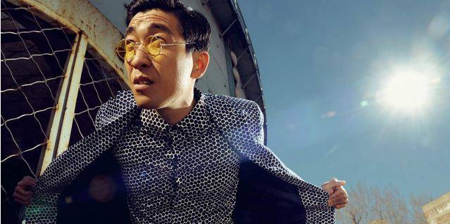 八佰王千源演的哪里人(八佰王千源演的谁)