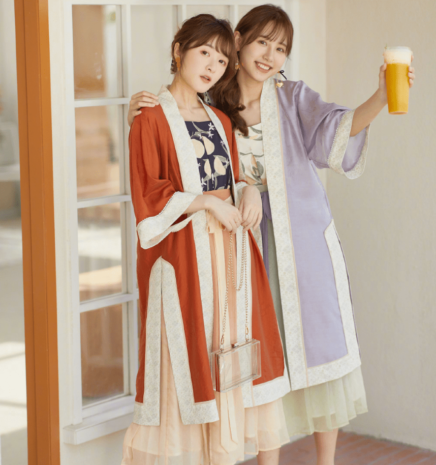 还记得《长江七号》的Dee吗？她曾经和张雨绮不相上下，但后来她得了肿瘤。