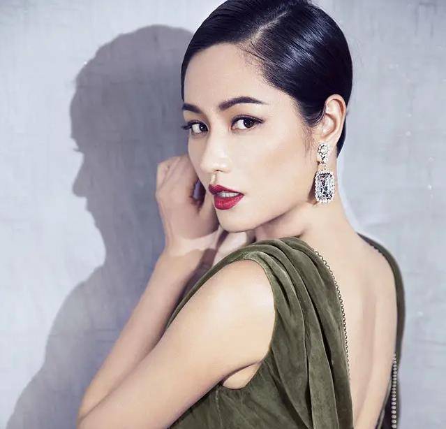 李亚鹏模特女友(李亚鹏超模女友)