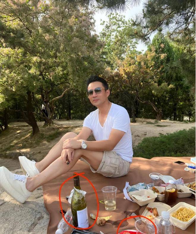 汪小菲庙幽会结婚，张兰首先谈到了新媳妇的标准。承认一段新欢就这么难吗？