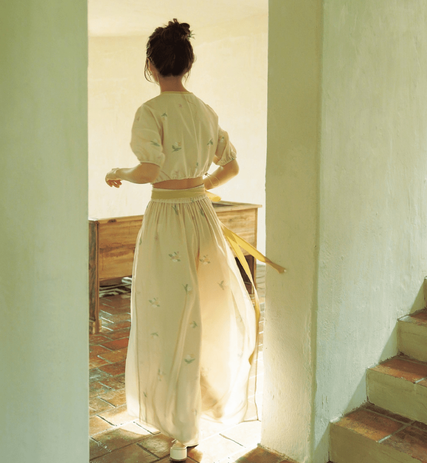 还记得《长江七号》的Dee吗？她曾经和张雨绮不相上下，但后来她得了肿瘤。