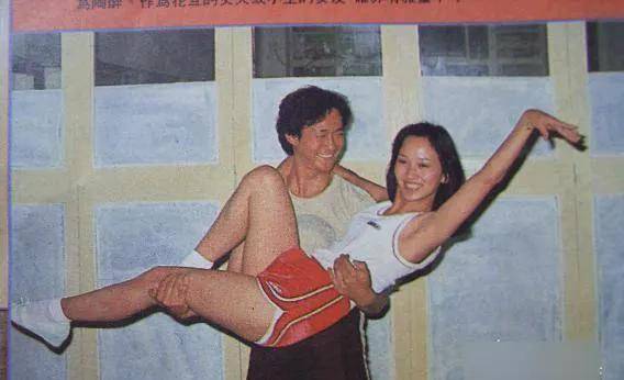 沈殿霞爱郑少秋吗(郑少秋靠沈殿霞)