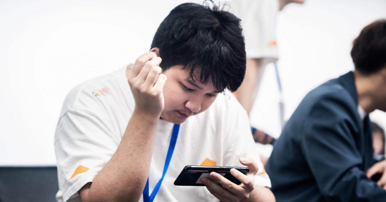 女朋友发信息喘气语音撒娇卖萌的句子语音