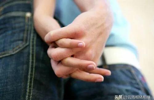 打动女生的100个细节哄女孩子开心有哪些套路