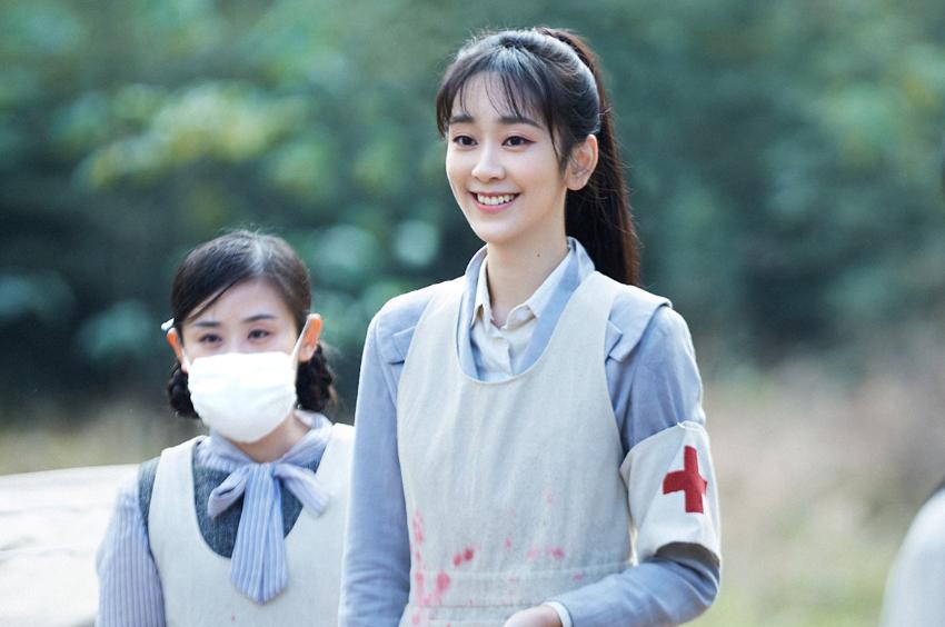 很容易跟男生混熟的女生怎么追第一次见到的女生该怎么追