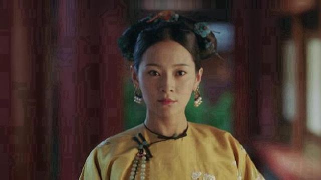 男人直勾勾的盯着你看为什么猫咪总喜欢看着你然后跟我到处走