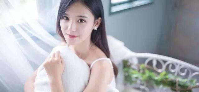 十句情话打动女人心让50岁女人感动流泪的情话