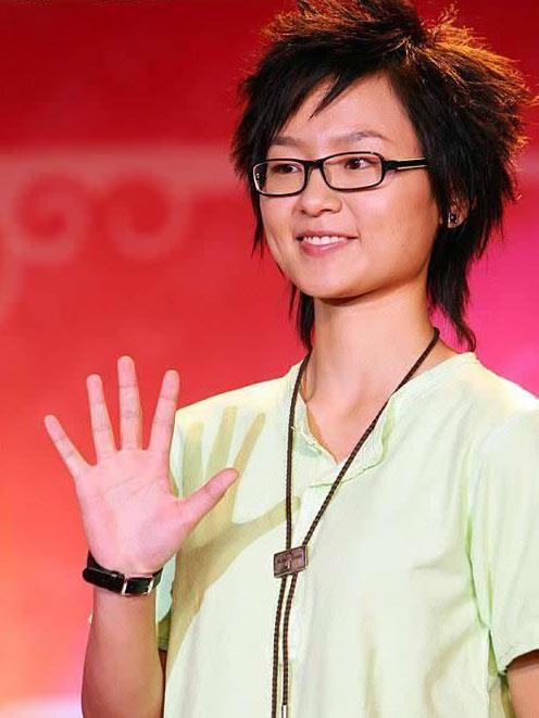 如何让男生喜欢自己呢,男生都会因为什么具体的细节喜欢一个女生