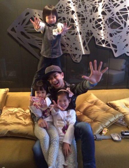 喜欢男闺蜜我喜欢一个女生但我是他的男闺蜜而且他有男朋友还是个社会人我该怎莫办