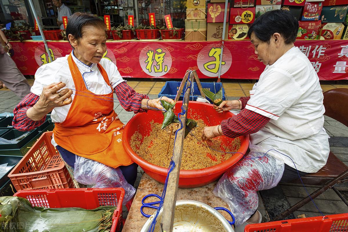 男人见到女人不好意思是什么原因对方慢慢不主动联系了是怎么回事