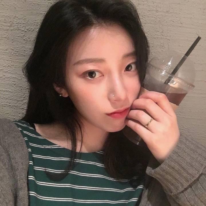 男人喜欢女人会有哪些表现,男人越来越喜欢情人的表现