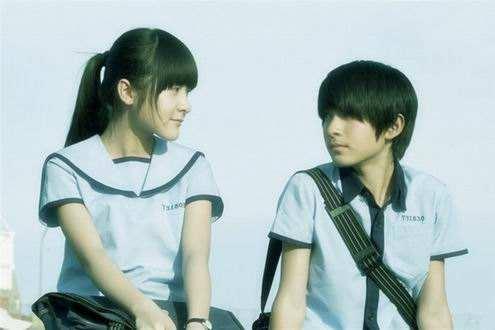 男生青春期喜欢的女生青春期男生喜欢一个人心情和表现