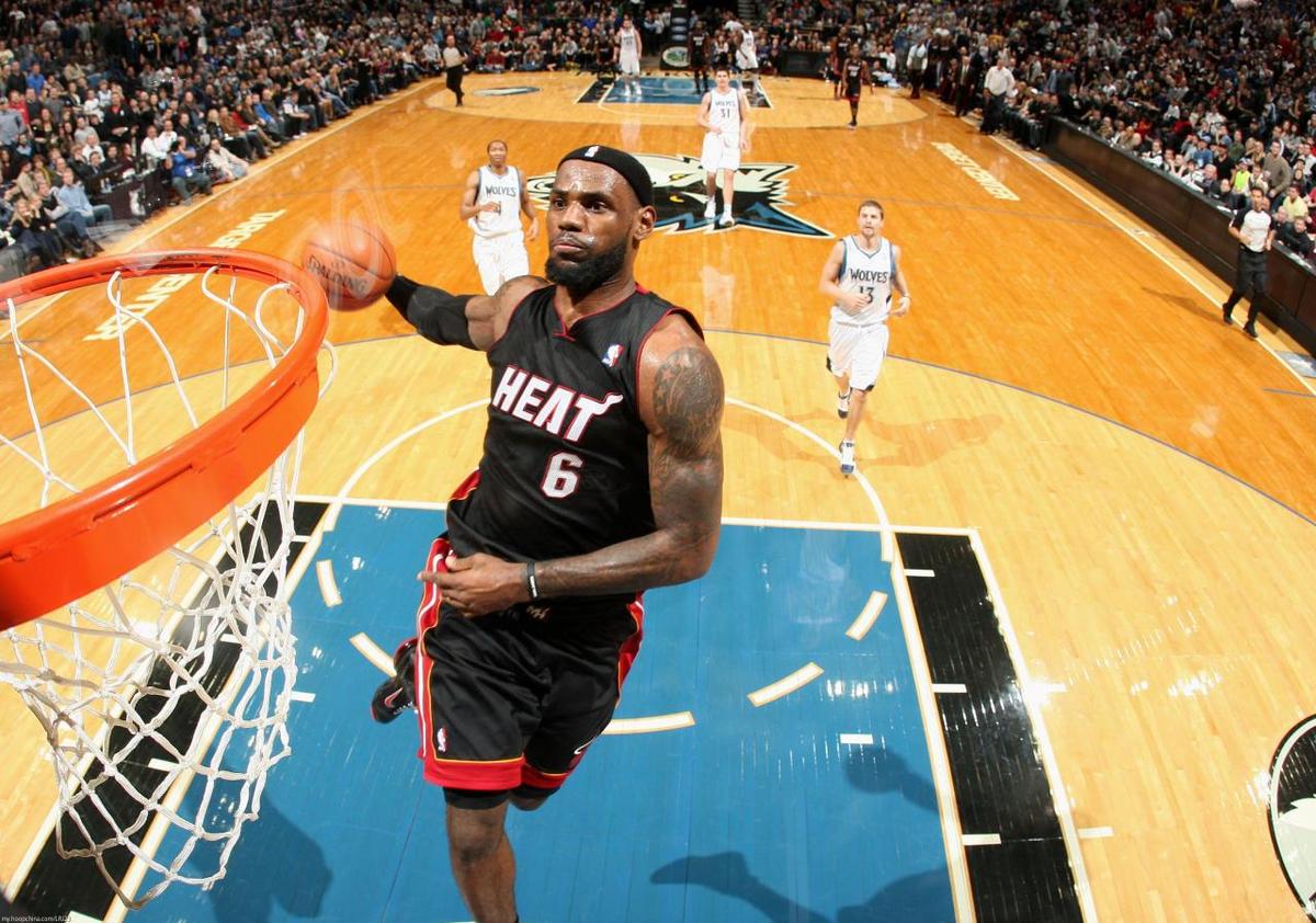 三个字赞美男人的词,中年男人每天赞美女人意味什么