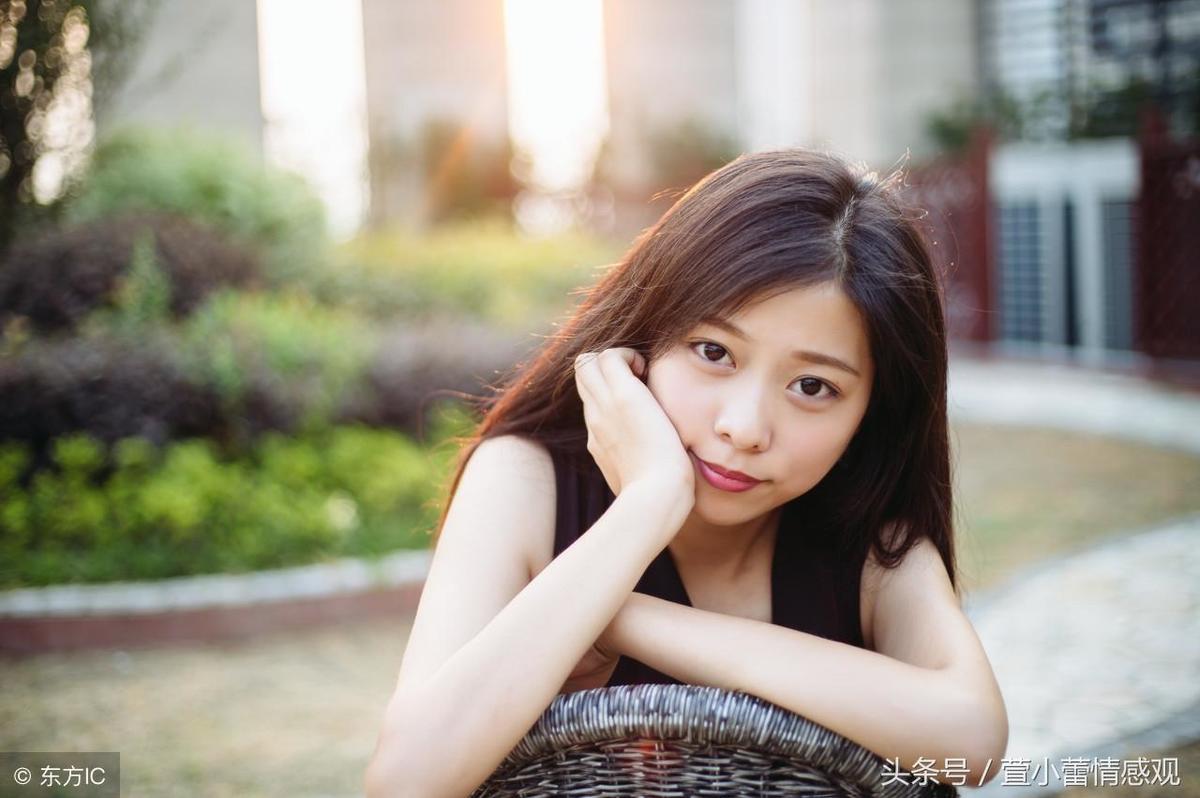 教你三天追到女孩子(你们都和女生聊什么她才愿意做你女盆友)