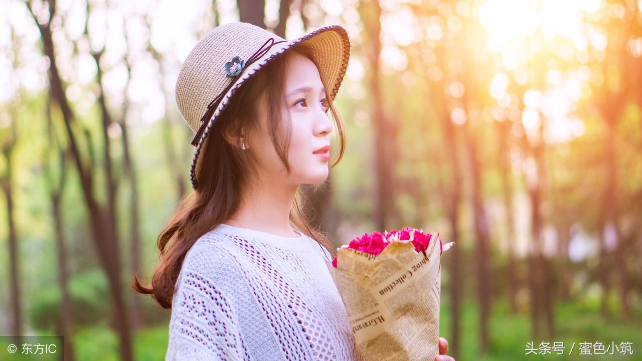 女生喜欢男生一般会有什么表现怎么判断女生是否喜欢一个男生都有哪些表现