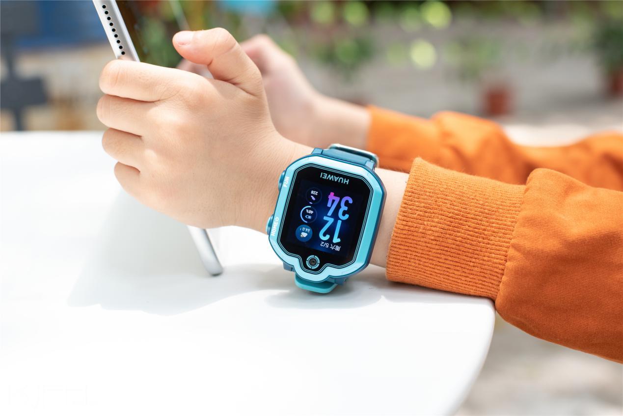 最喜欢的礼物三年级三年级下册语文书礼物的仿写前四小节