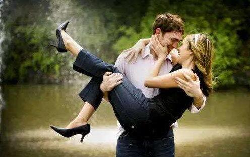 为什么男人喜欢小女孩为什么男生喜欢一个女生就要不停欺负她呢