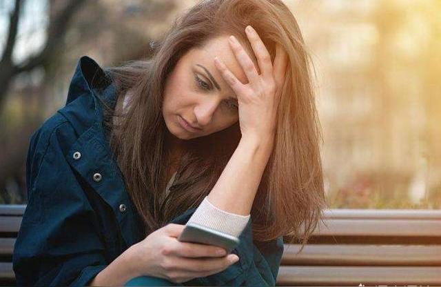 男生见到暗恋女生反应男生遇到喜欢女生会有什么表现