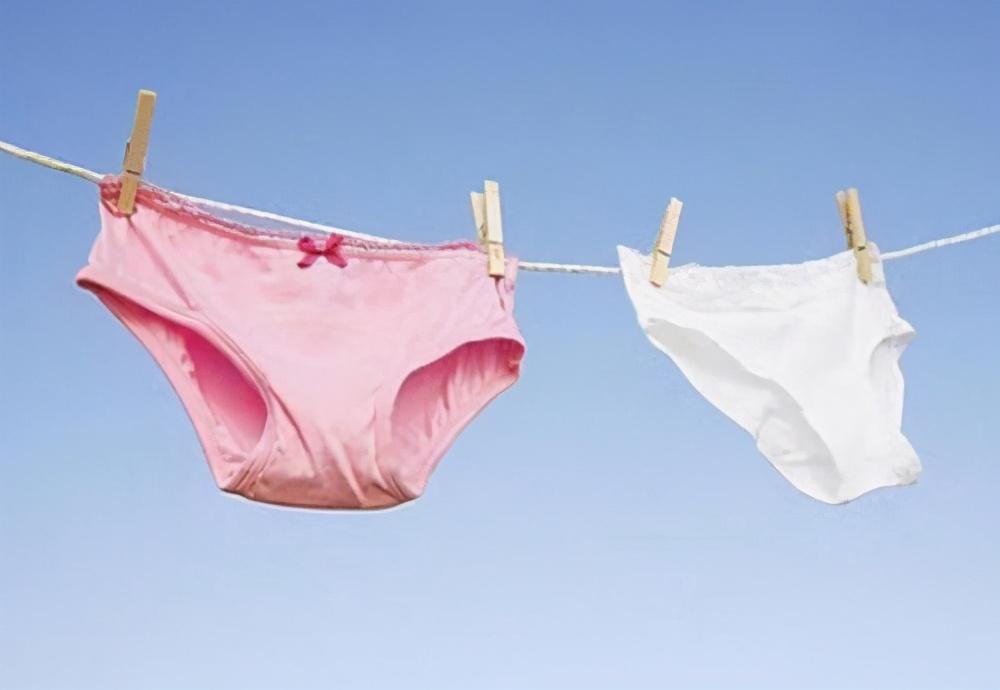 男生内裤前面的男性内裤中间为什么带着个尖