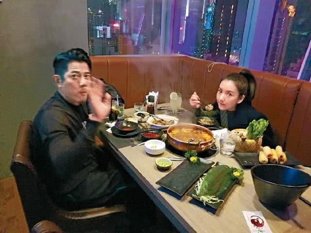 怎么说好听的话哄老公开心如果一个人感到很绝望