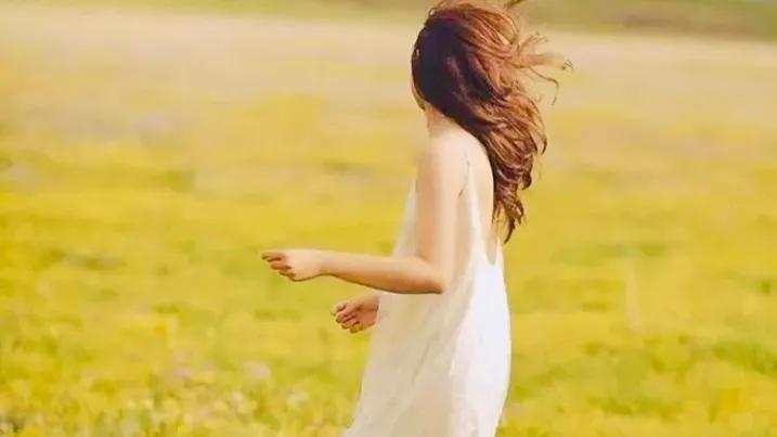 男人最喜欢听女人说什么样的情话,一个男人五年了每天问候早安