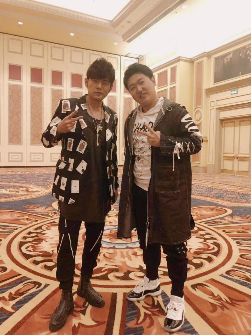 男生最喜欢听到的声音是什么,男生更喜欢嘤嘤嘤还是呵呵呵还是嘻嘻嘻还是哈哈哈哈哈哈的妹子呢