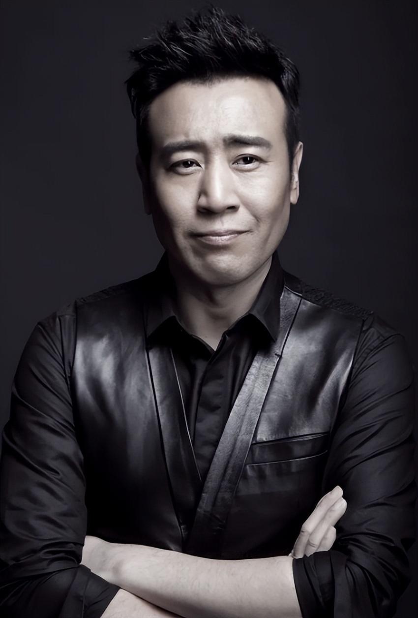 14岁女孩子喜欢女孩子怎么办一年多了我每天都在想他