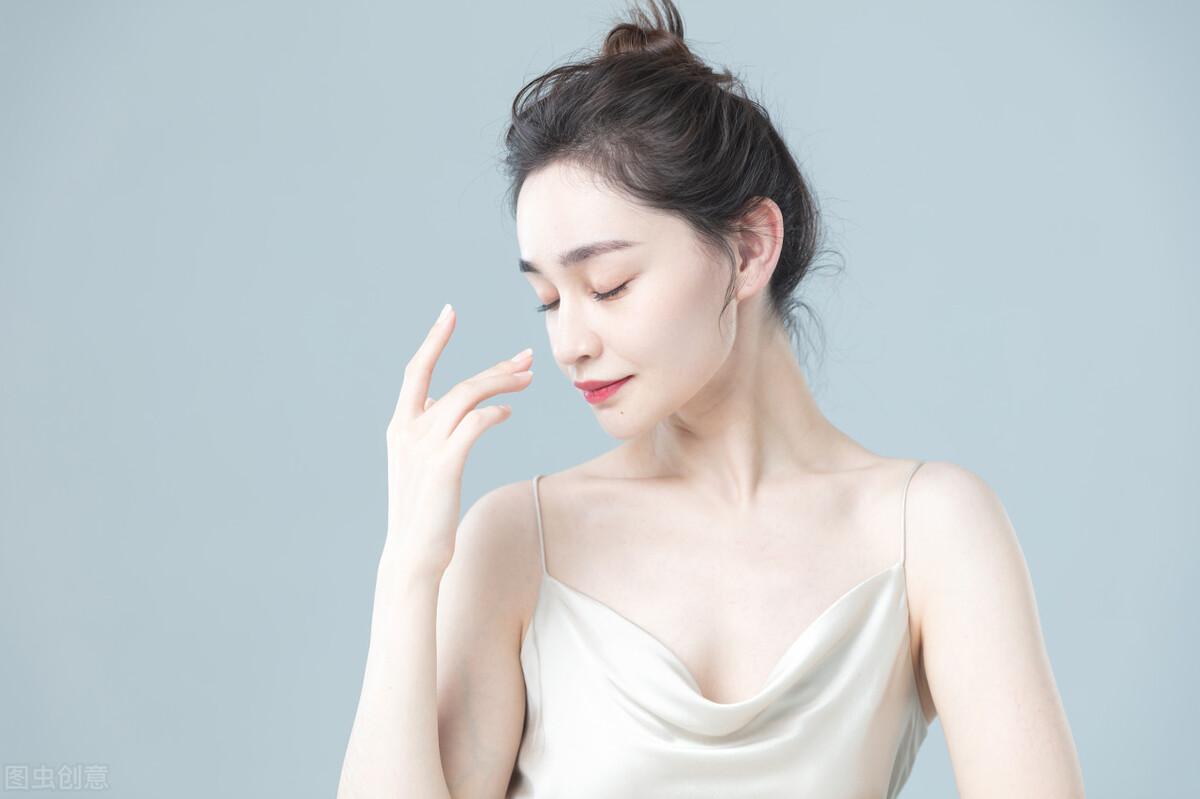 漂亮的女生男生都喜欢吗,男生有多看重一个女生的身材