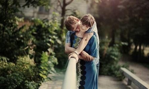 异地恋女朋友过生日送什么礼物好(我和女友是异地恋)