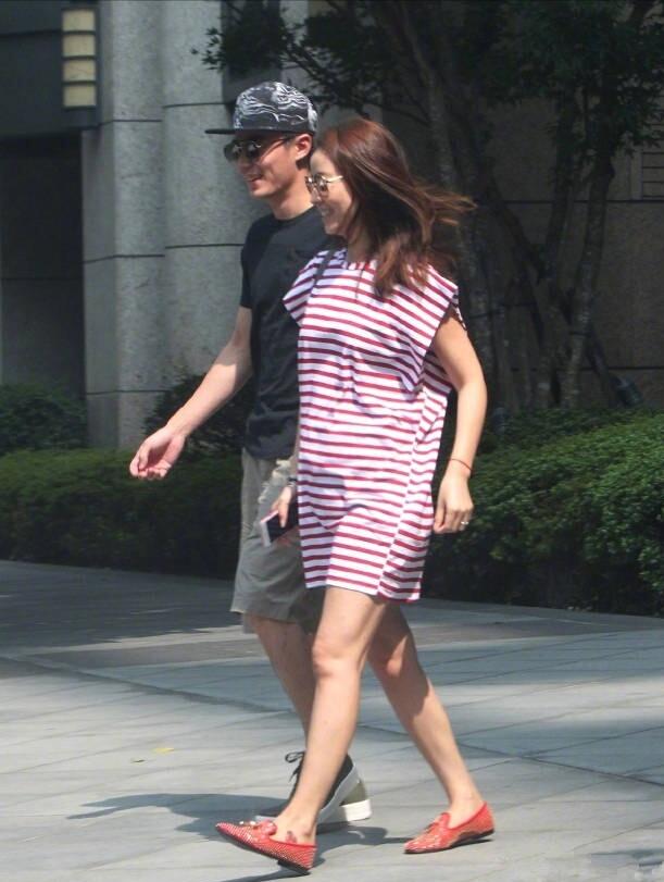 男生说估计你看不上他男人真的永远都忘不了初恋吗