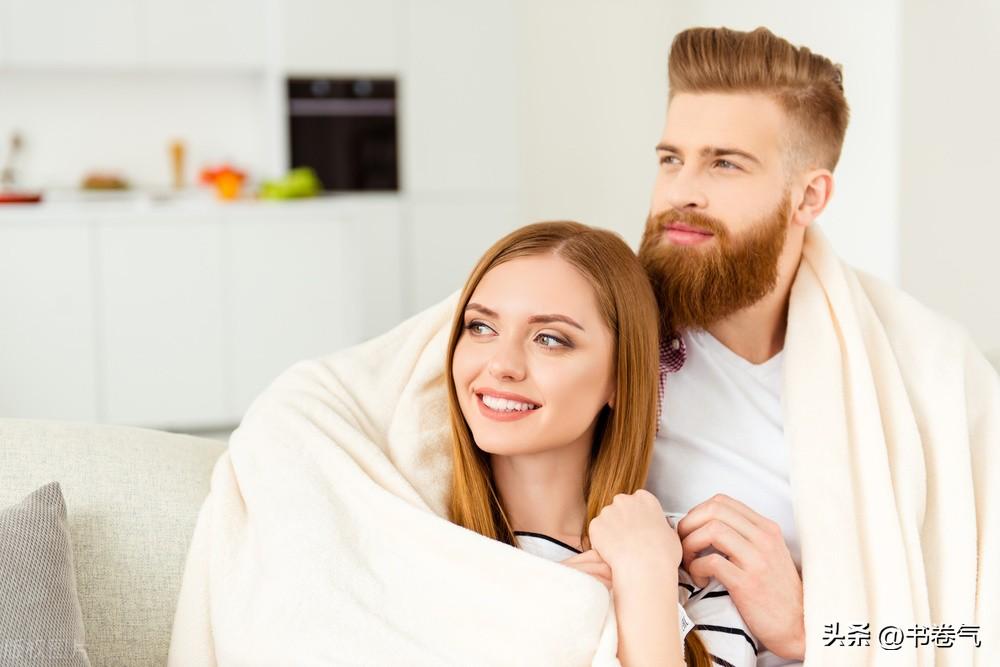 女人最喜欢男人对她做什么事请问大家女孩子对男生主动好吗