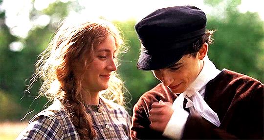 主动撩男人应该怎样聊,当一个女人主动撩你时