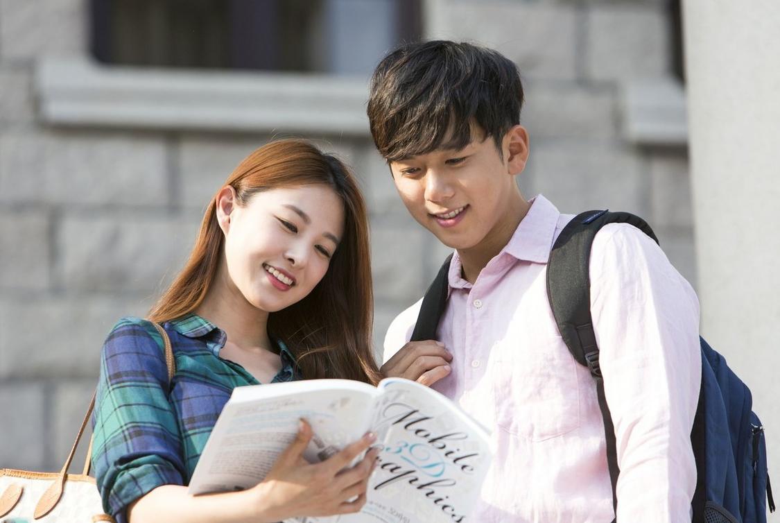 高三男孩子谈恋爱父母怎样办但是现在我感觉谈恋爱会影响学习