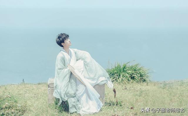 男孩名字大气有内涵的李泽龙男孩名起得好不