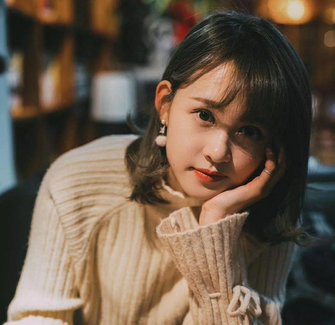 怎么可以让男生主动找你聊天晚上怎么和男生聊天打招呼