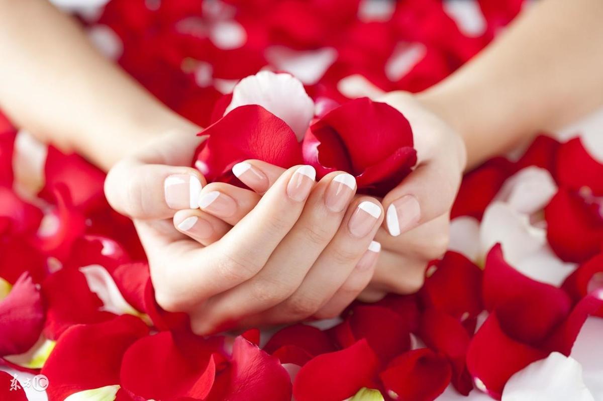 女生最喜欢男生说什么话,女生愿意和你聊哪些话题