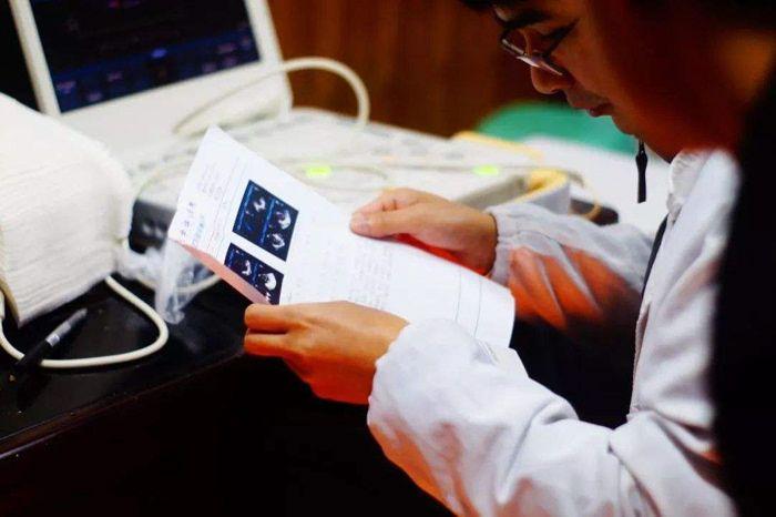 男孩子会长到多少岁就不长高了,男生说你也不是小孩子了