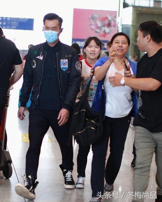 男的不好意思见女的是什么情况,为什么有的男生会对有纹身的女生感到反感