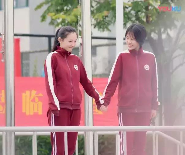 我喜欢的人喜欢我闺蜜怎么办如果有一天你发现你的朋友或者闺蜜是恋