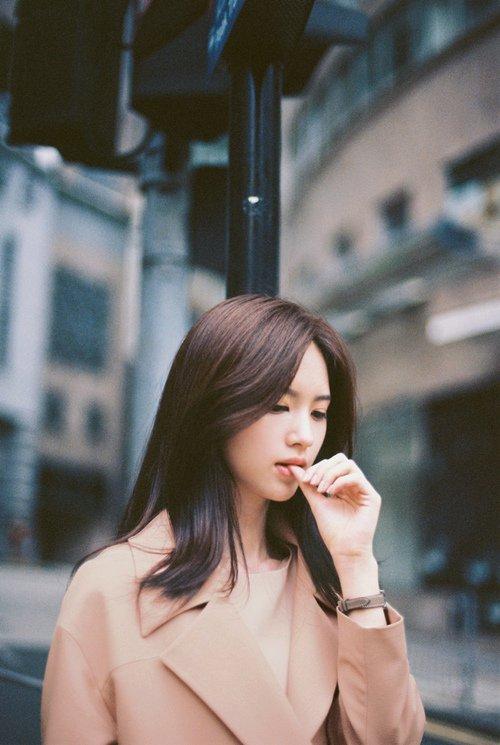 闺蜜喜欢同一个男生,异父异母的亲闺蜜什么意思