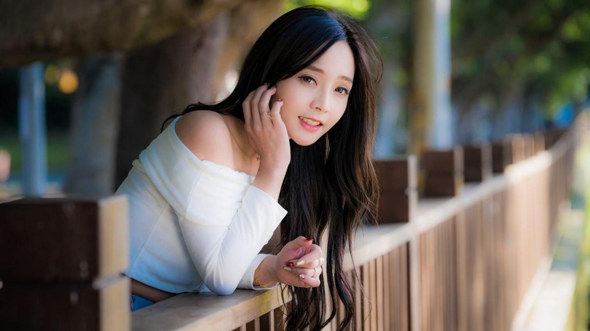 女生吸引男生的方法,如何才能获得漂亮女生的青睐