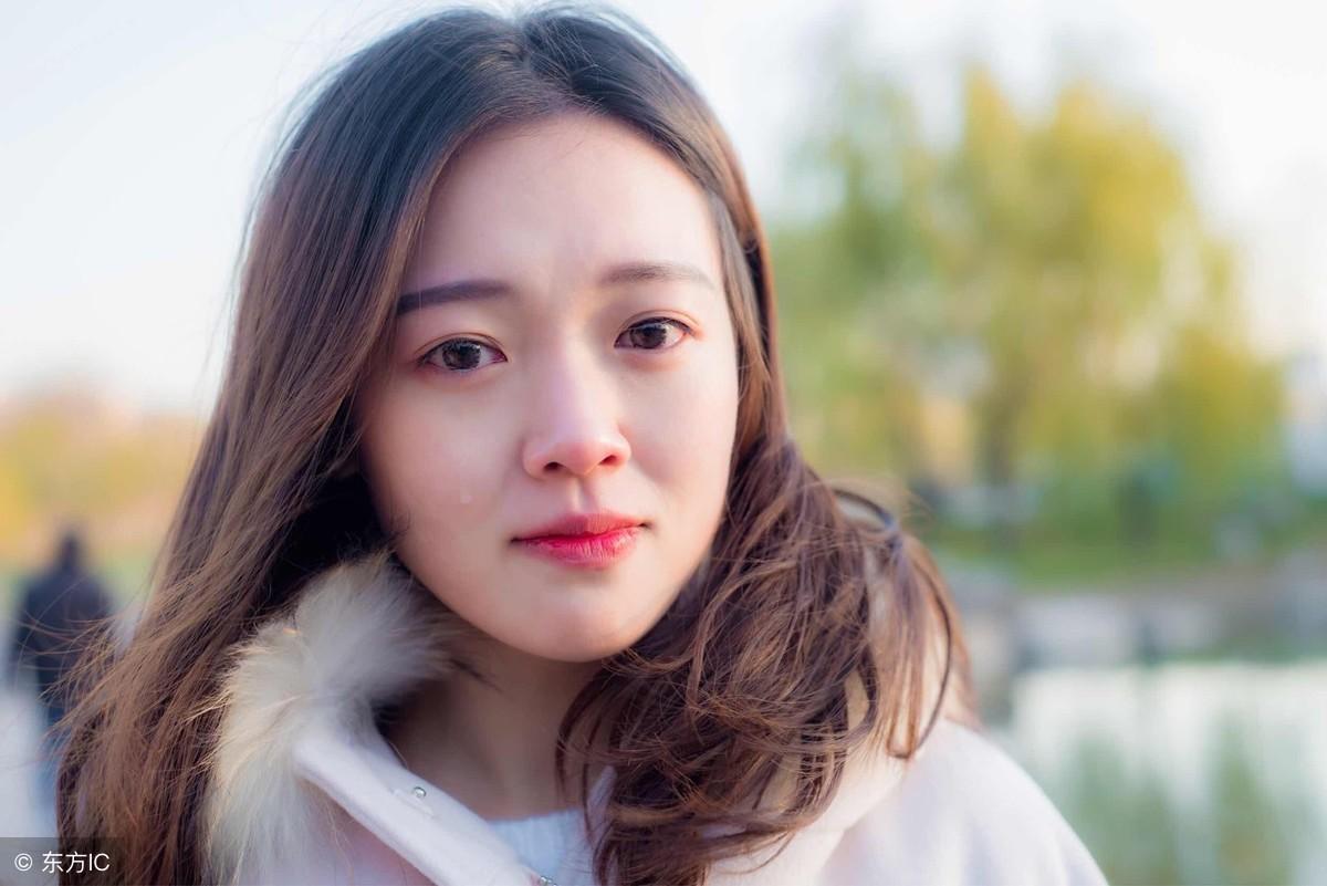 男生对你有好感的细微表现男孩子一直把喜欢你挂着嘴边