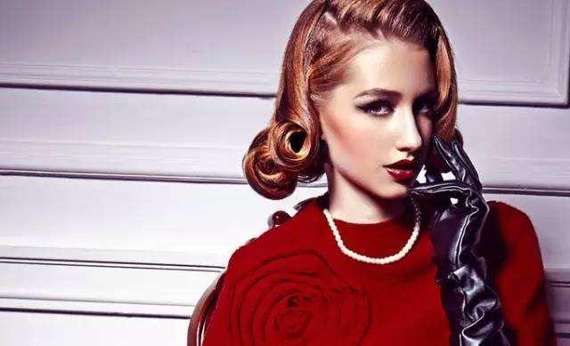 怎么样才能让男生喜欢自己(很喜欢他但自己又不甘心怎么办)